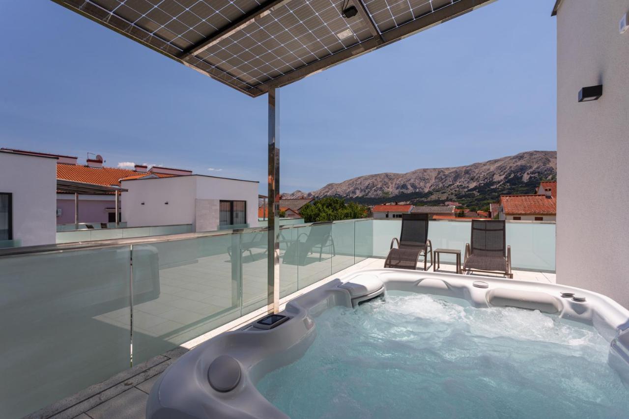 Hotel & Resort Isola Baska  Exterior photo
