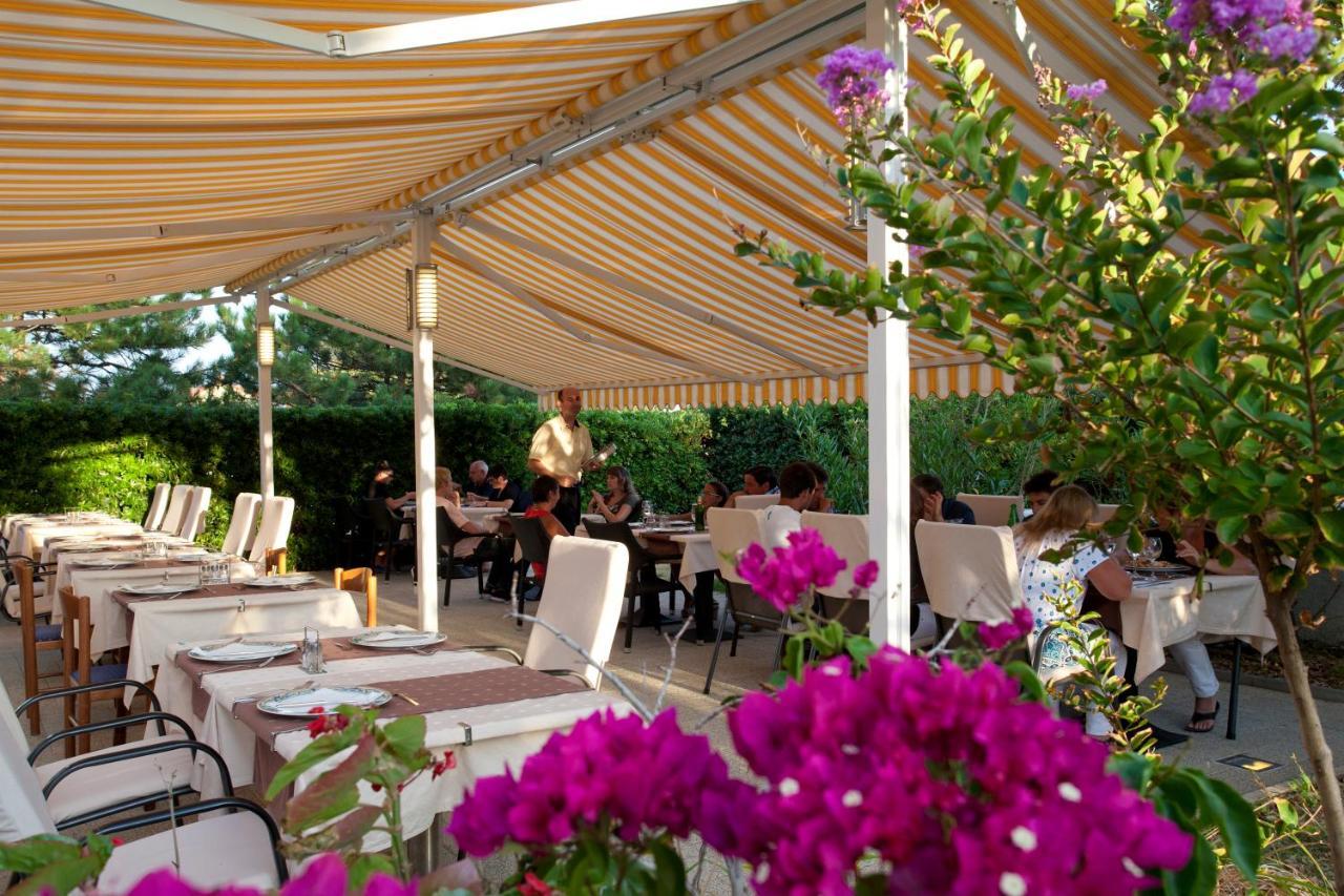 Hotel & Resort Isola Baska  Exterior photo