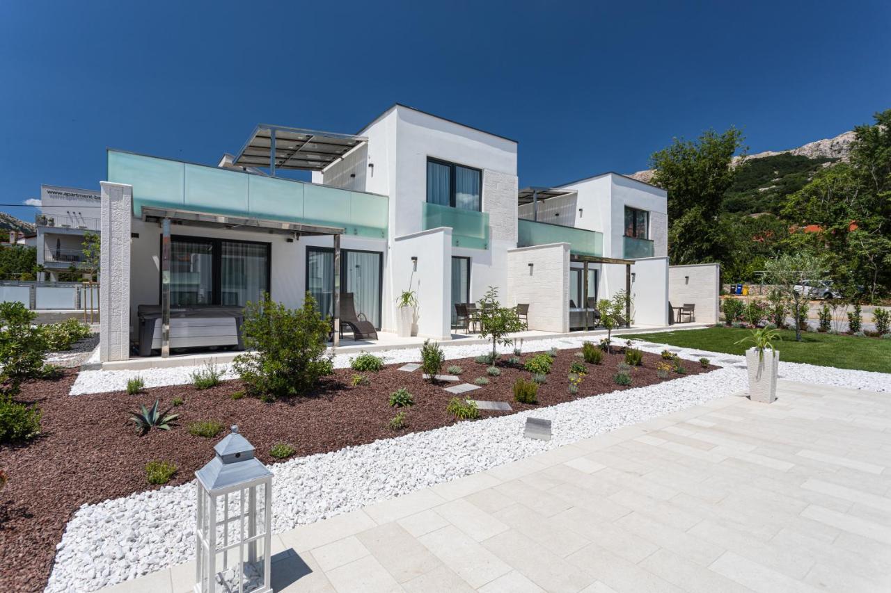 Hotel & Resort Isola Baska  Exterior photo